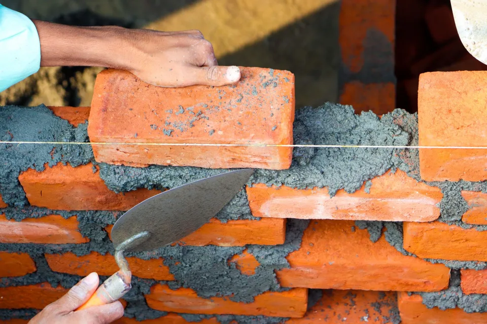 Mặt tiền kho vật liệu